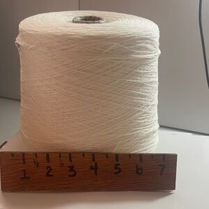 X-large Cariaggi off White Yarn Spool/cone
